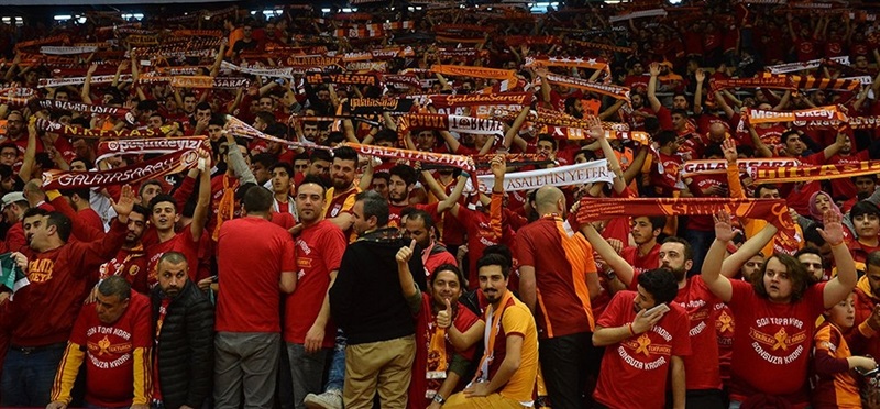 fans-galatasaray-odeabank-istanbul-ec15-photo-galatasaray